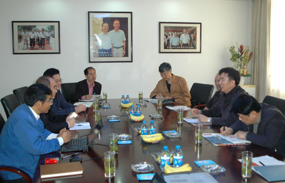 江苏省经济和信息化委员会党组副书记、副主任俞军来凯发k8调研