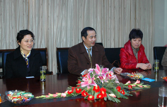 中国银行常州支行溧阳支行向导来凯发k8集团走访