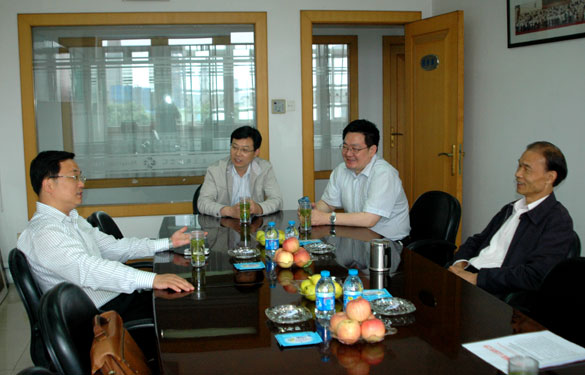 溧阳市委常委、常务副市长汤如军来凯发k8集团调研