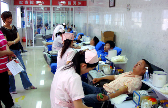 凯发k8热心无偿献血