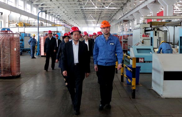 2016年3月28日，，，，山东省新泰市党政代表团一行来凯发k8电缆旅行