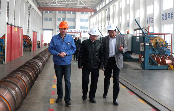 江苏省经信委副主任周毅彪来凯发k8电缆调研