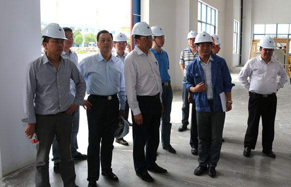 省经信委副主任陆元刚一行来凯发k8电缆调研