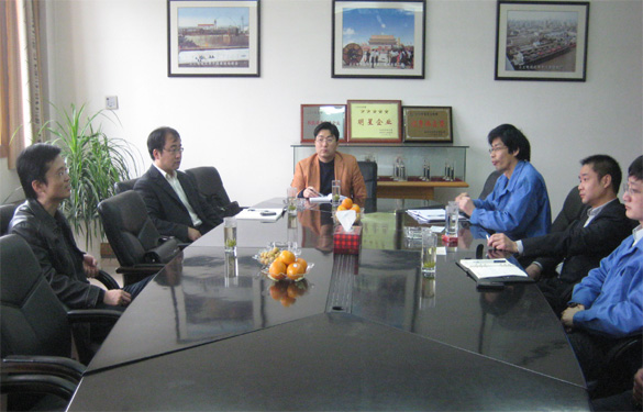 溧阳市委、常委组织部部长杨琪来凯发k8慰问科技人才